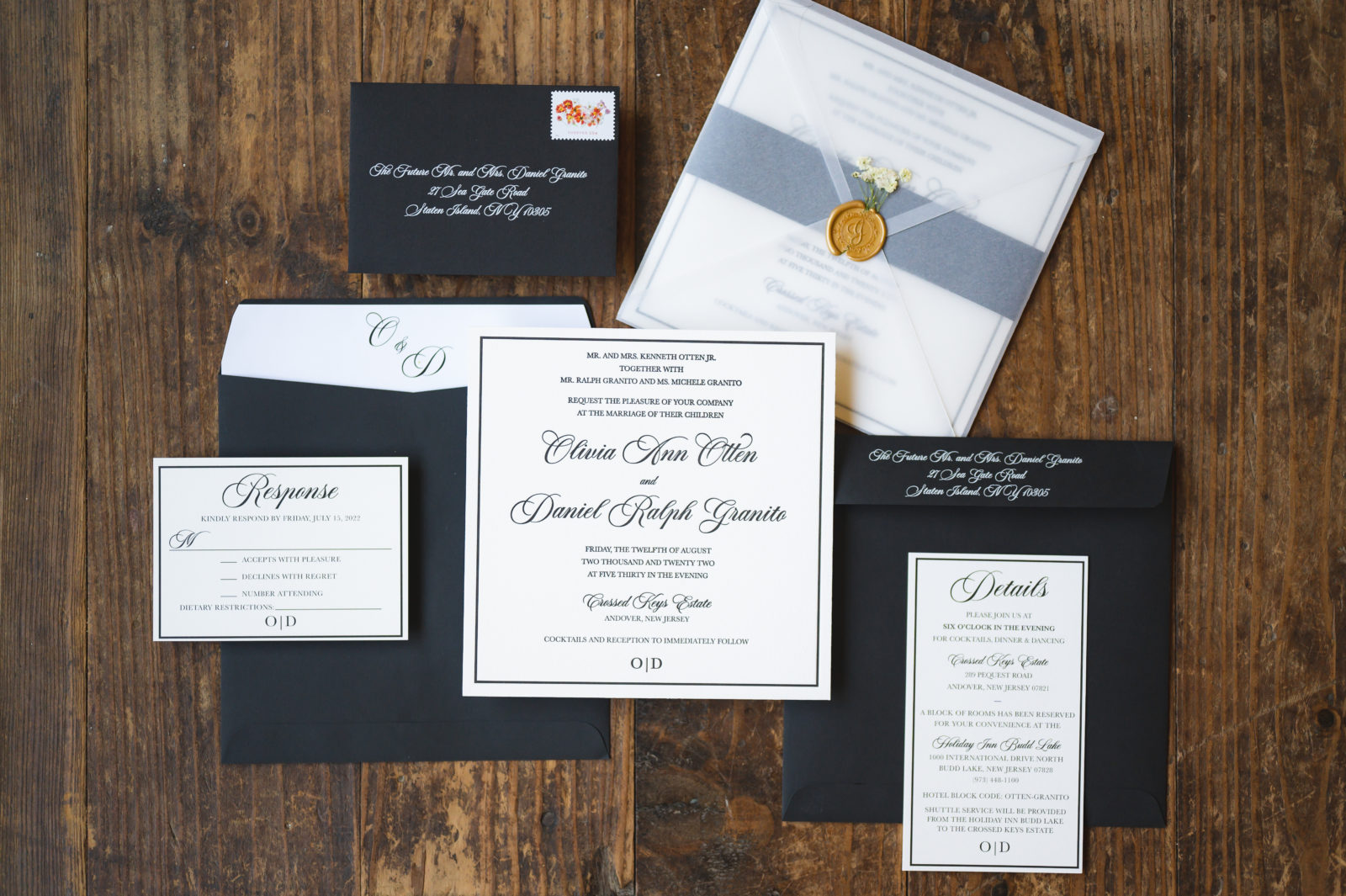 black and white wedding invitation suite