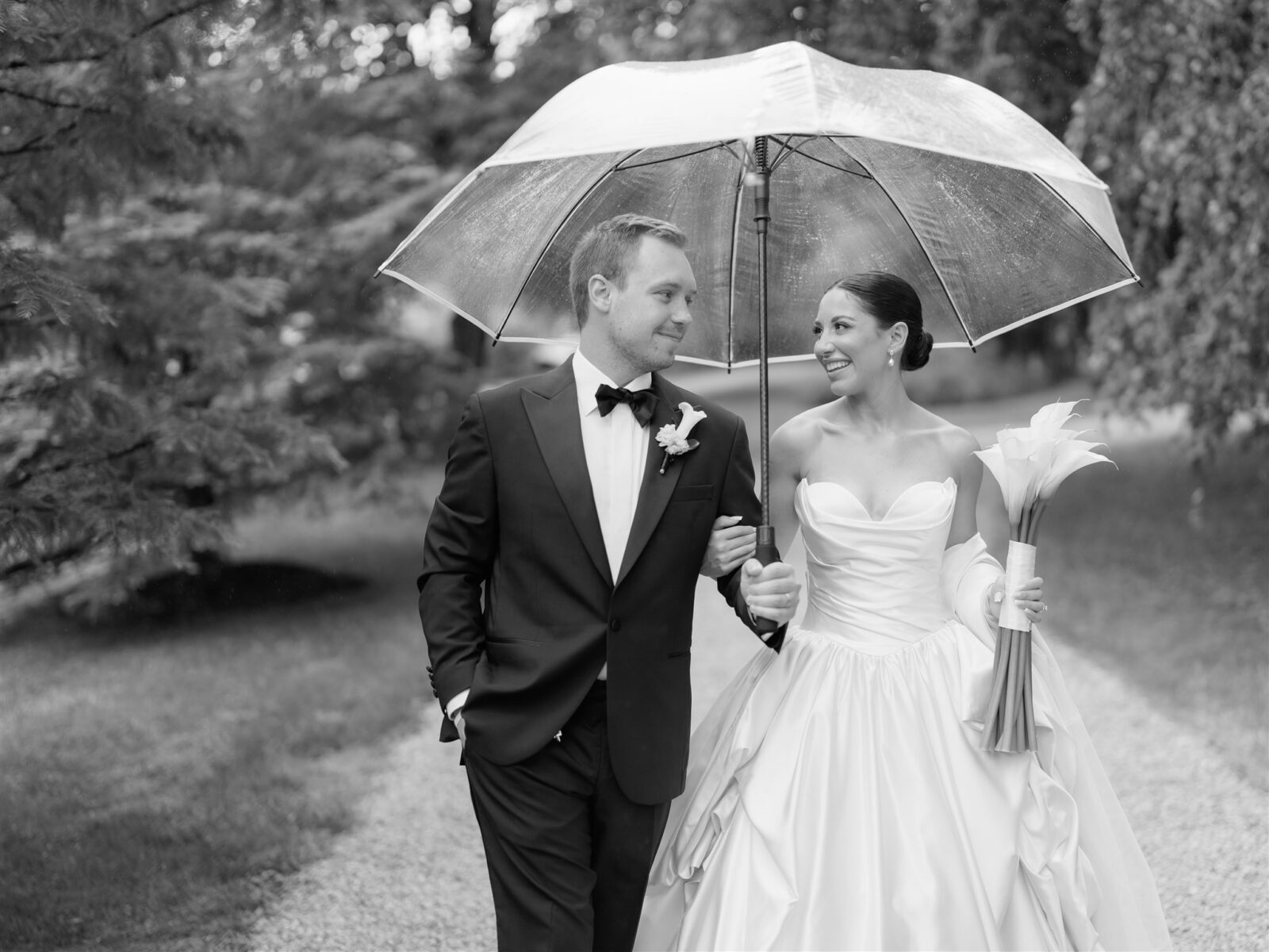 Rain on Your Wedding Day, Romantic Rainy Wedding Day Portraits