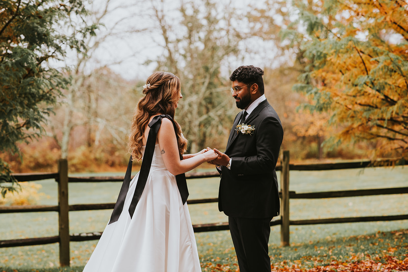 Bride and groom fall portraits at bespoke nj wedding venue