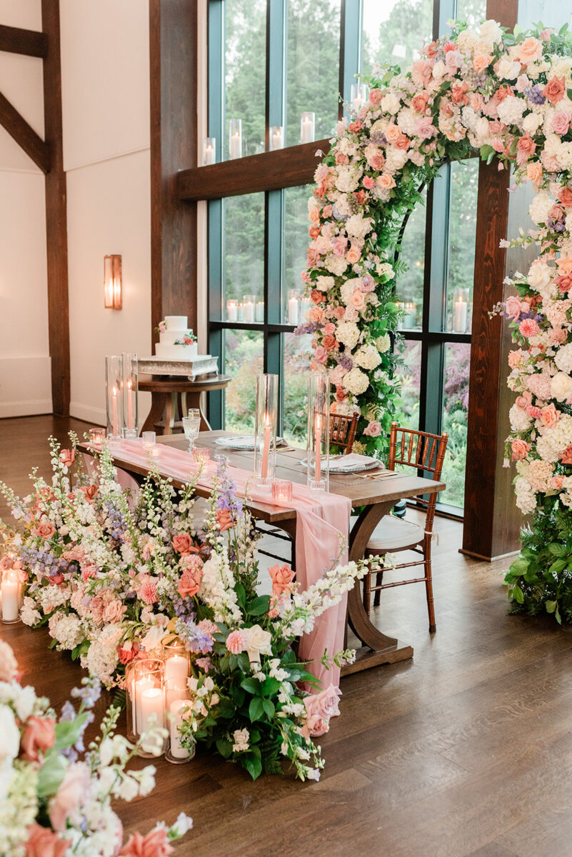 Sweetheart table decor and floral design